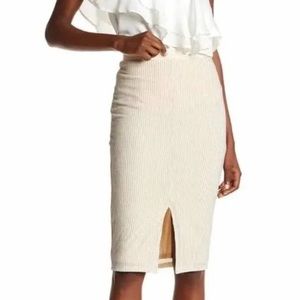 Womens's Willow & Clay Cream and Silver striped pencil skirt Size XS  NWOT